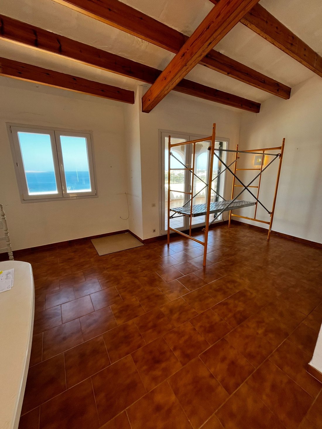 Salón antes de la reforma en Arenal d'en Castell